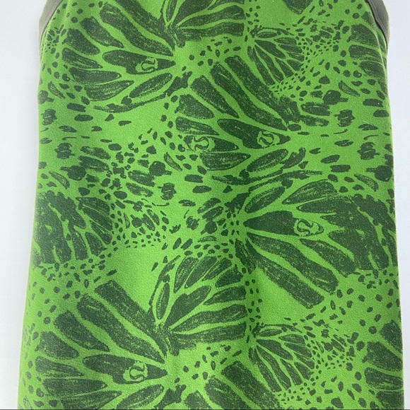 Lululemon Tank Leaf Allover Logo Print Green 4 - Picture 2 of 6